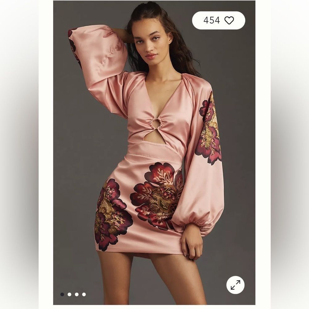 Significant Other size 10 $304 Long-Sleeve V-Neck Cutout Printed Mini Dress - Picture 4 of 12